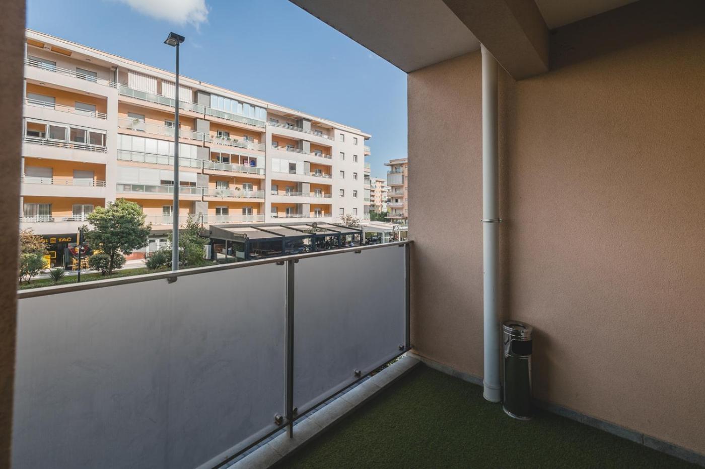 Harmony Apartments Podgorica Buitenkant foto
