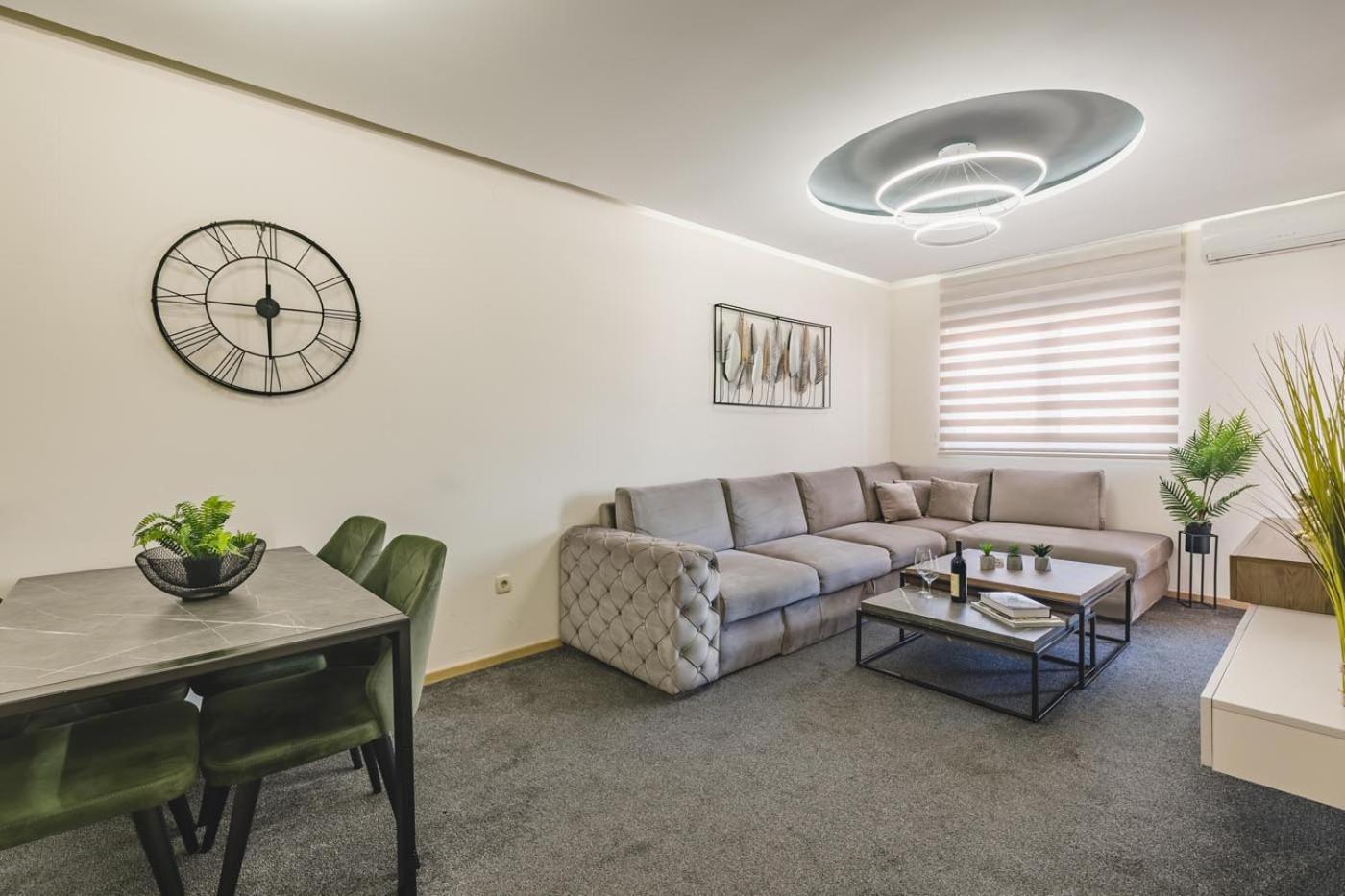 Harmony Apartments Podgorica Buitenkant foto